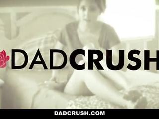 Dadcrush - спокушений по розпусна падчерка