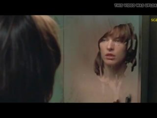 Milla jovovich aishatyler 和 莎拉 奇怪 三人行 在