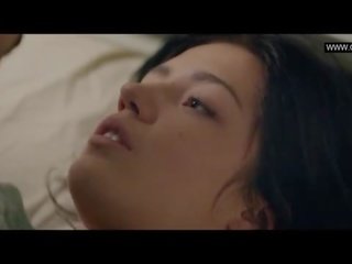 Adele exarchopoulos - з оголеними грудьми секс сцени - eperdument (2016)