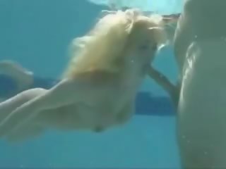 Underwater Surprise Blowjob, Free Free Mobile Blowjob dirty video movie